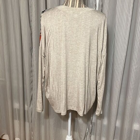 Cabi Silk Top - Picture 2 of 6